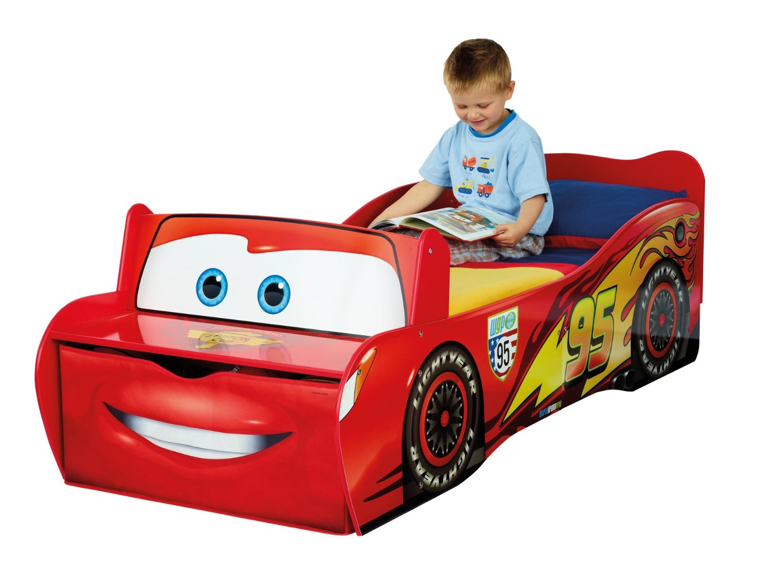 Un lit Cars en forme de voiture